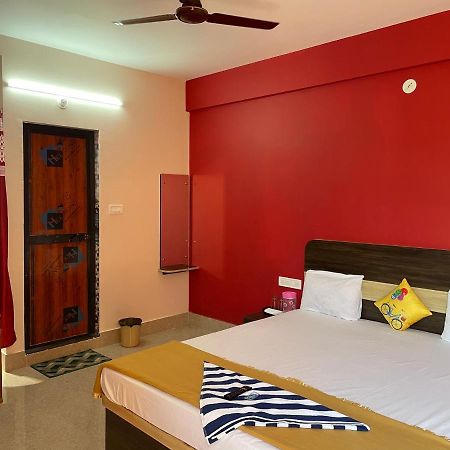 פורי Radhika Beach Resort- Vidi Group מראה חיצוני תמונה